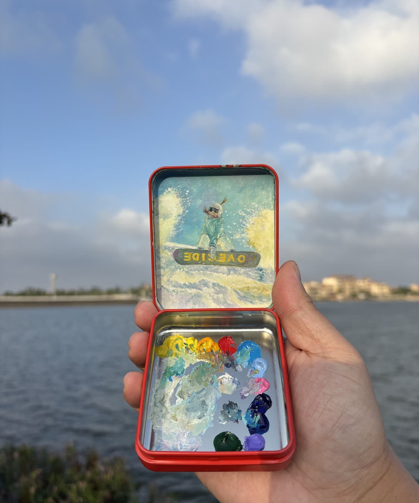 Red case water memory